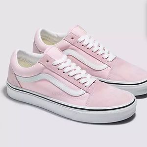 Womens Pink Vans Classic skate shoes